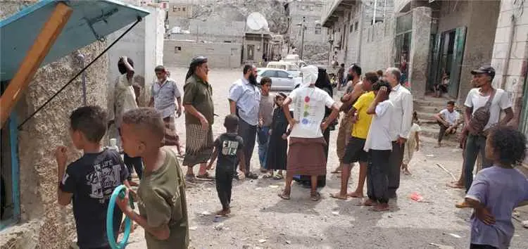 مدير عام التواهي يتفقد أحوال المواطنين في حي الشول...