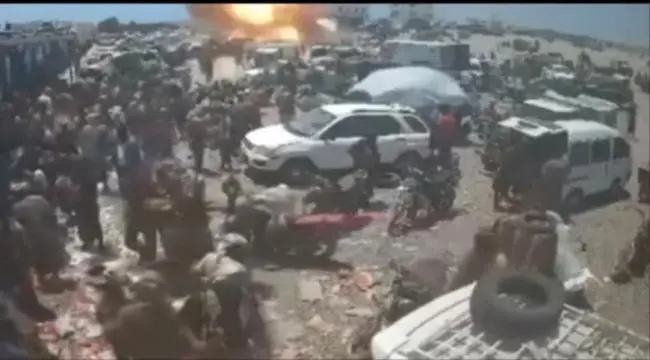 جريمة جديدة.. الحوثيون يقصفون سوقًا شعبيًا في كهبوب بصاروخ باليستي.