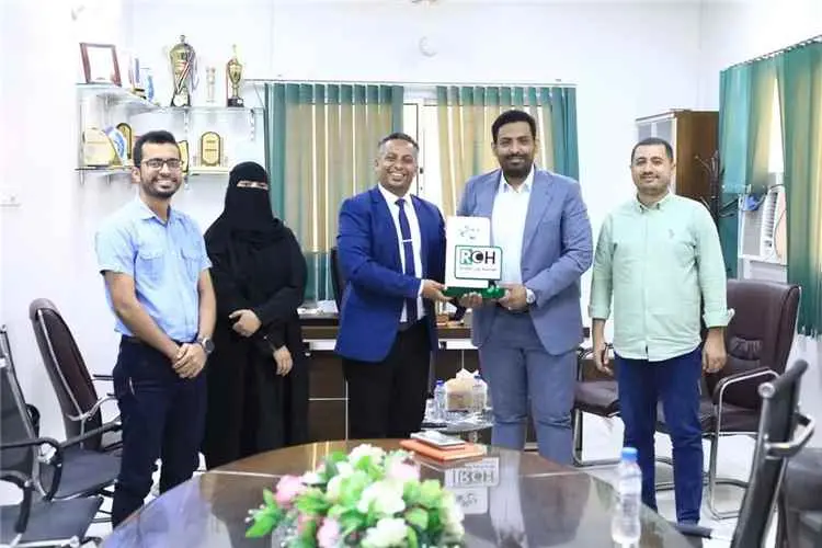 الدكتور بن نويصر يطلع على أنشطة مؤسسة روح الصحية و...