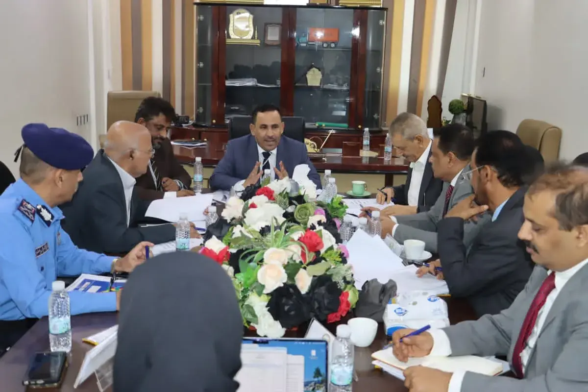 مجلس إدارة الهيئة العامة لتنظيم شؤون النقل البري ي...
