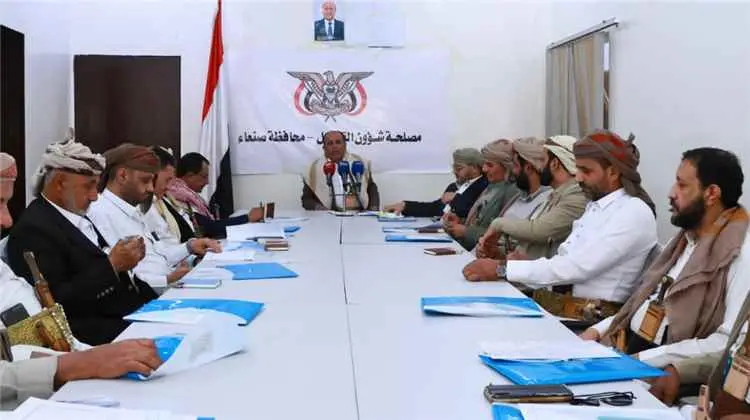 مشائخ قبائل صنعاء يؤكدون وقوفهم مع القيادة الشرعية...