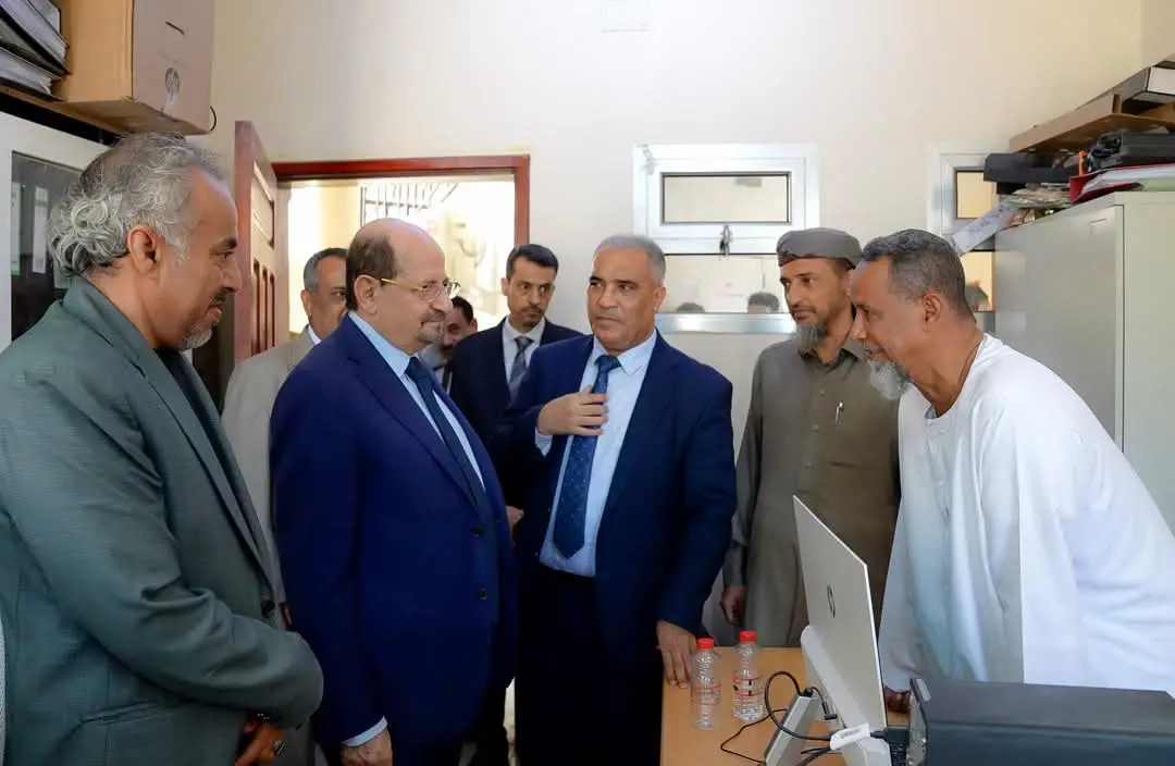 رئيس الوزراء يزور وزارة التربية والتعليم ويوجه بتع...