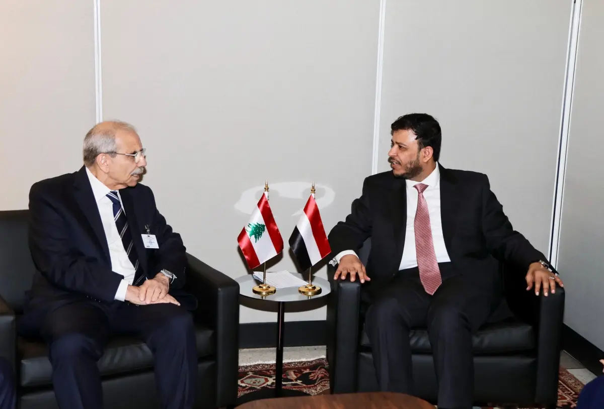الدكتور عبدالله العليمي يبحث مع رئيس الوزراء اللبناني تطورات الأوضاع وتعزيز العلاقات الثنائية