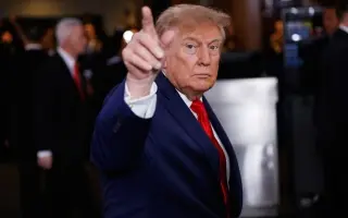 ترامب: محادثاتنا مع إيران مستمرة وأعتقد أننا سنتوص...
