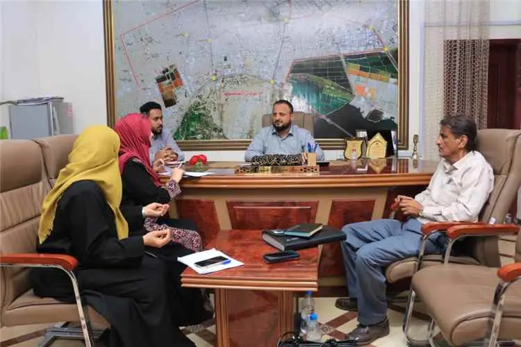 مأمور المنصورة يلتقي رئيسة اتحاد نقابات عمال عدن ل...