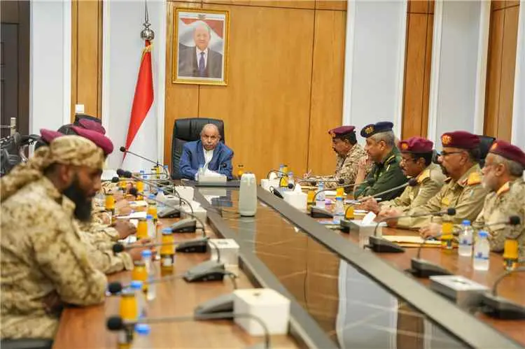 الخنبشي يترأس اجتماع اللجنة الأمنية بحضرموت ويوجه...