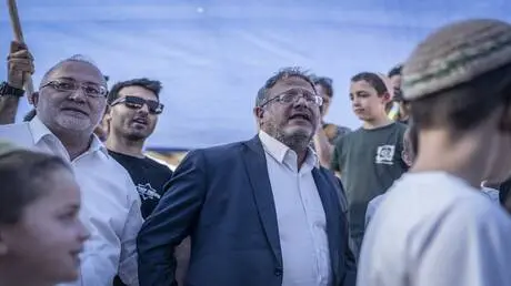 إسرائيل تعلن إحباط مخطط لاغتيال بن غفير بطائرة مسي...