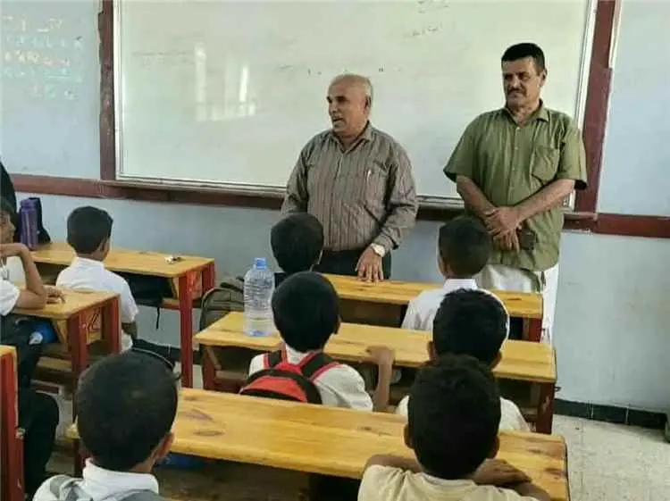 مدير تربية لودر يشيد بموقف أبناء المديرية المساند...