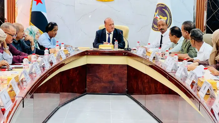 الجمعية الوطنية تبحث المستجدات العسكرية وتداعيات م...