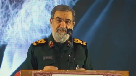 رضائي يحذر دول المنطقة: الانضمام للمغامرة الأمريكي...
