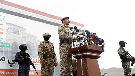 الحوثيون: 52 غارة سعودية في 24 ساعة.. و988 غارة من...