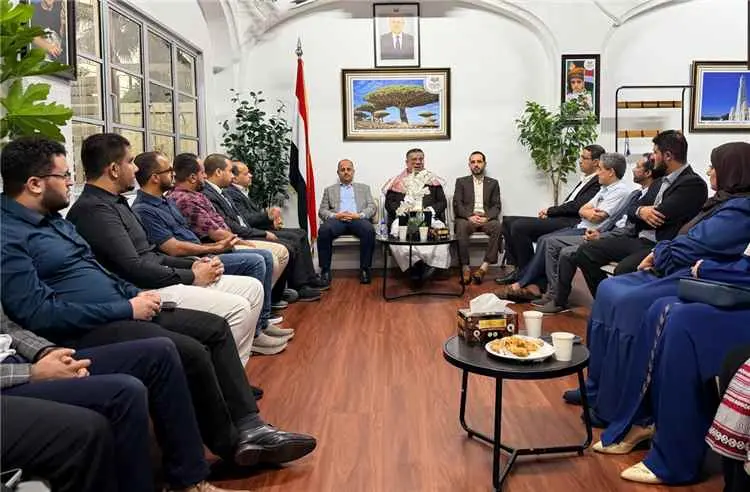 سفارة اليمن تناقش في لقاء موسع توحيد جهود المكونات اليمنية في ماليزيا بما يخدم القضايا الوطنية