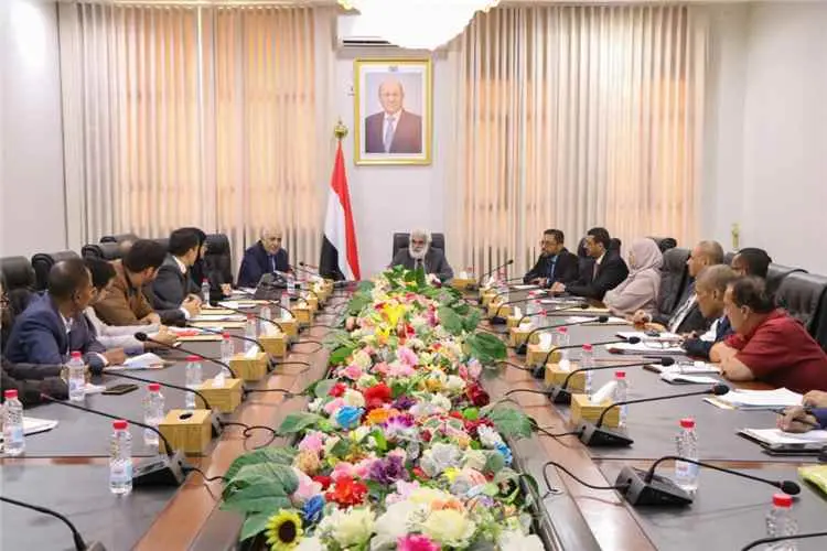 وزير التخطيط يرأس اجتماع اللجنة الفنية لإعداد خطة التنمية واعادة الاعمار 2027 - 2029