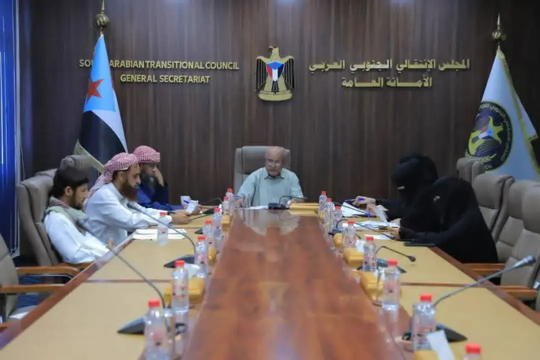 هيئة الفكر والإرشاد الديني تناقش مستجدات المشهد الديني والفكري وتعزز مسار العمل المؤسسي