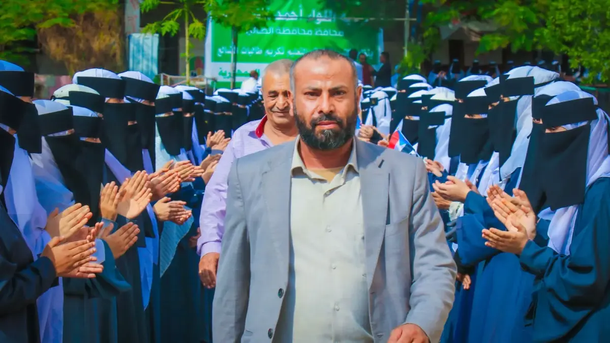 محافظ الضالع يوجه بصرف حوافز المعلمين في عموم مدير...