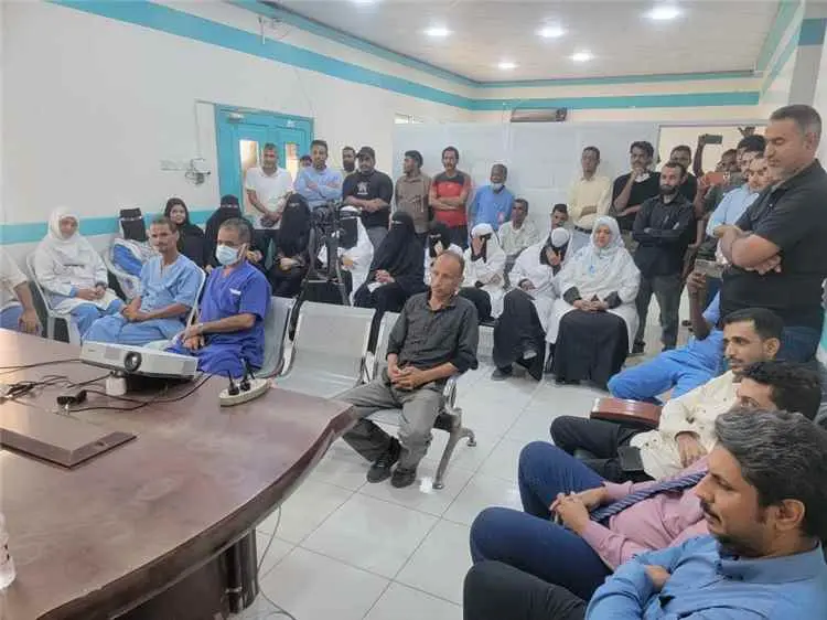 أطباء بلا حدود تشيد بجهود إدارة مستشفى الجمهورية وكوادر مركز العظام والمختبرات