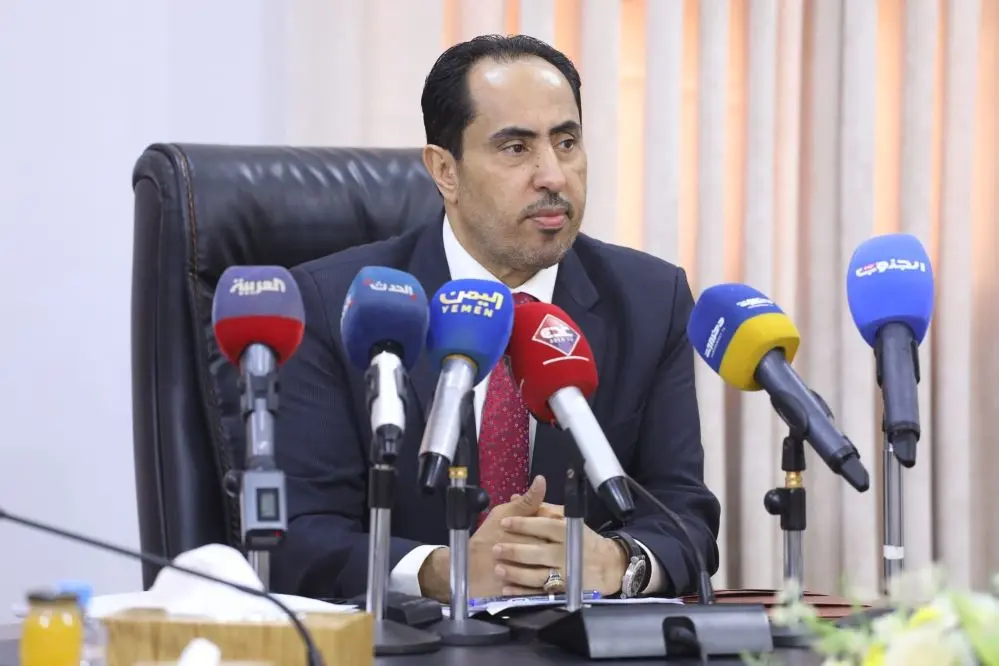 نايف البكري يدعو لتوحيد الصفوف خلف القوات الحكومية ويحذر من استغلال الحوثيين للخلافات ويؤكد مرحلة اليمن مفصلية