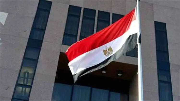 السيسي يؤكد دعم مصر للتسوية السياسية الشاملة في اليمن