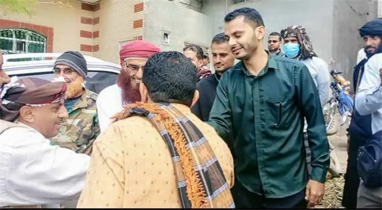 قيادة السلطة المحلية بمديرية الحصين تنجح في إنهاء...