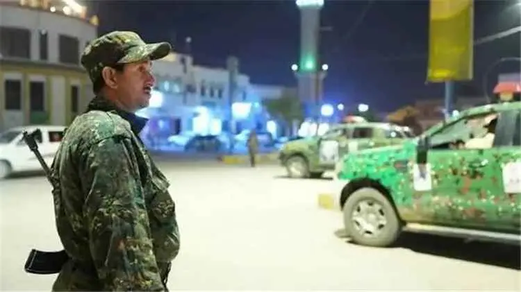 مكافحة المخدرات بوادي حضرموت تضبط ثلاثة متهمين بحي...