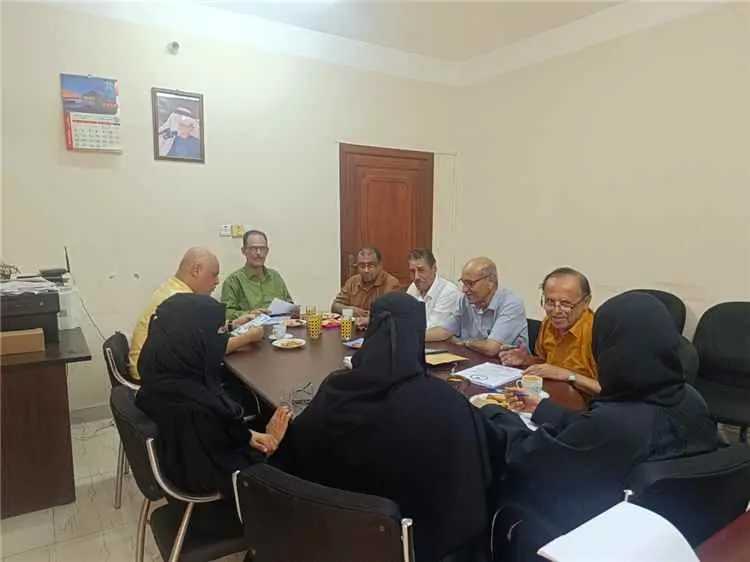 الأمل بعدن تدرب طلابها وخريجيها على تقنيات الإعلام...