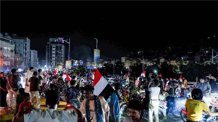 احتفالات شعبية في المكلا إحياءً للذكرى الـ64 لثورة 26 سبتمبر