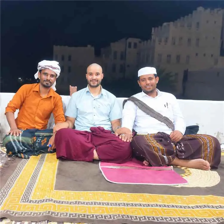 لقاء ثقافي وإعلامي يجمع مدير ثقافة غيل بن يمين بال...