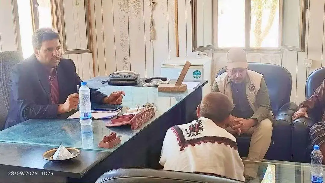 المهندس أحمد الفقير يتسلم رسمياً إدارة فرع مؤسسة الطرق بشبوة ويستعرض خطة العمل وتأهيل المعدات