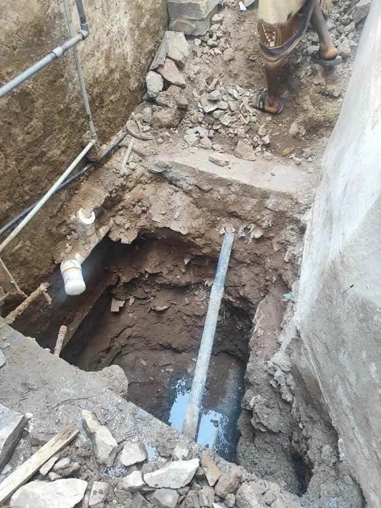 استمرار تحسين خدمات الصرف الصحي بالمديرية بجهود السلطة المحلية بالتواهي