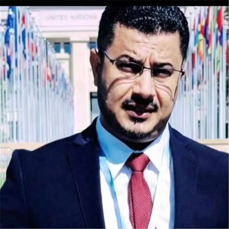 بن لغبر يتوقع تحالفًا دوليًا جديدًا للحرب في اليمن...