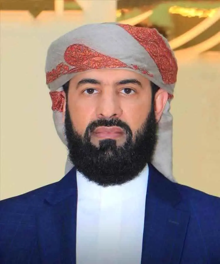 محافظ أبين لـ«عكاظ»: استعادة الدولة وإنهاء الانقلا...
