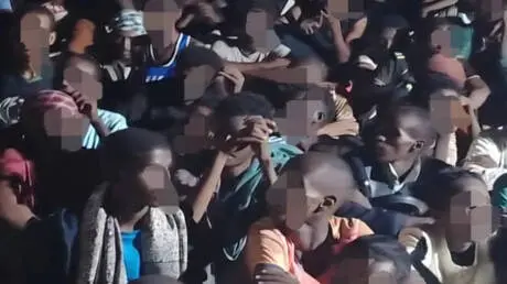 السودان.. قوة مشتركة في كسلا تنقذ 150 رهينة وتفكك...