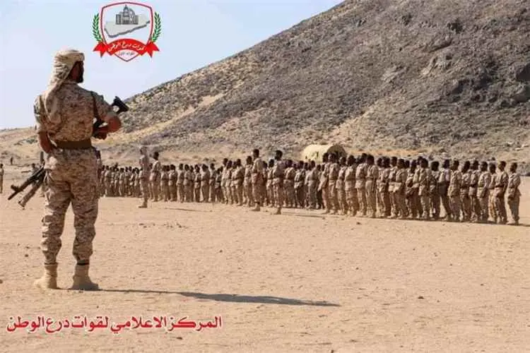 استشهاد 5 جنود وإصابة 3 في الهجوم الباليستي على مق...