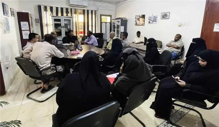 الوحدة التنفيذية للتغذية المدرسية تناقش الاستعدادا...