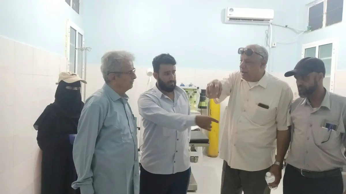 وكيل أول الضالع يتفقد سير العمل والخدمات الطبية بم...