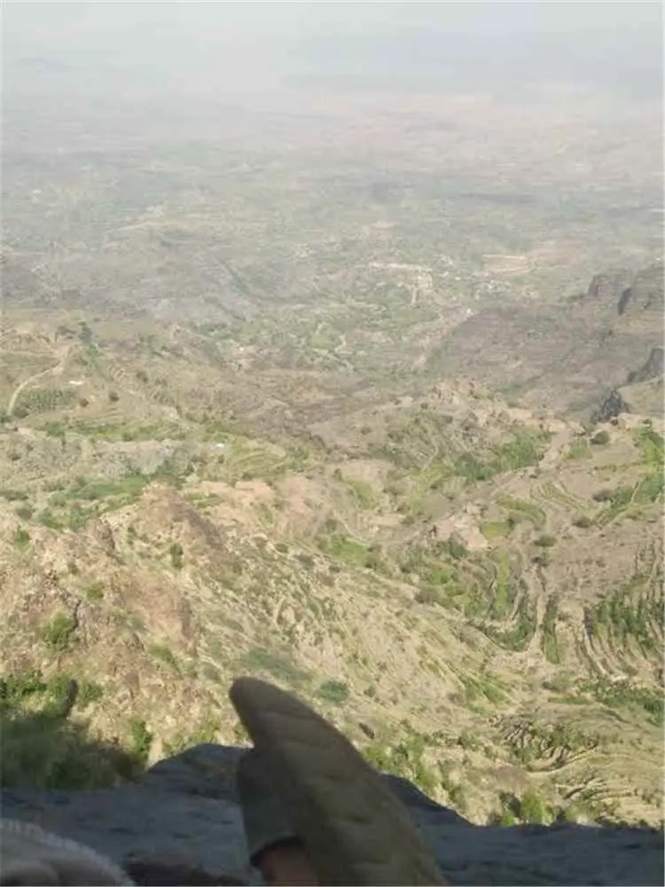 شهيد وجرحى مدنيون بقصف مدفعي استهدف قرى جبل جراد