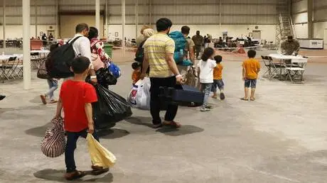 في اللحظات الأخيرة.. واشنطن تؤجل إغلاق مخيم الأفغا...