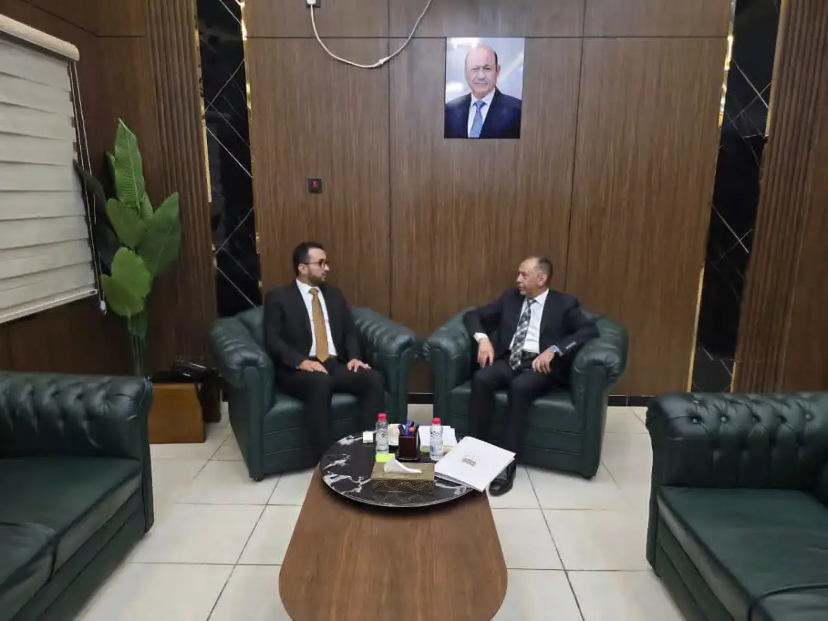 وزيرا الخدمة المدنية والصناعة والتجارة يؤكدان تعزيز التنسيق المؤسسي