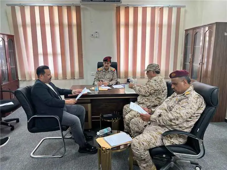 اول ظهور لوزير الدفاع من عدن منذ اسابيع : ترتيبات تنفيذ توجيهات الرئيس العليمي بشأن التعبئة العامة