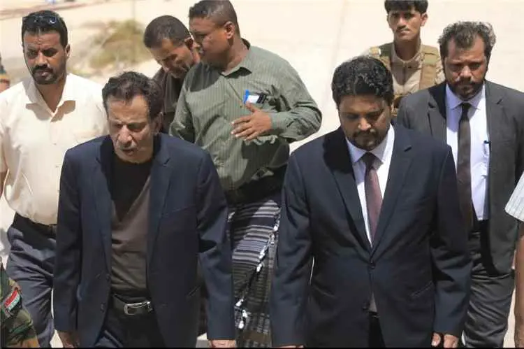 معاهد المهرة المهنية على طاولة وزير التعليم الفني...