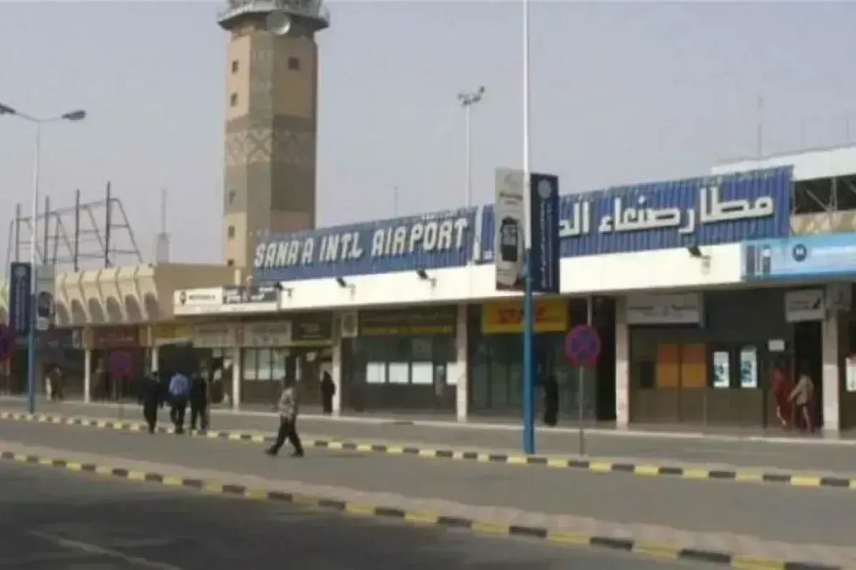 بالوثائق: الحوثيون يحوّلون الرحلات الإنسانية إلى ج...
