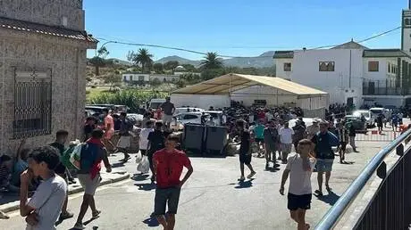 إيطاليا تمدد الرقابة على حدودها مع إسبانيا 15 يوما...