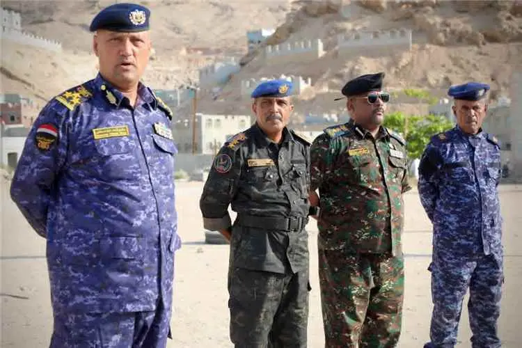 العميد الركن حاميم مغلس يشيد بجهود شرطة الدوريات و...