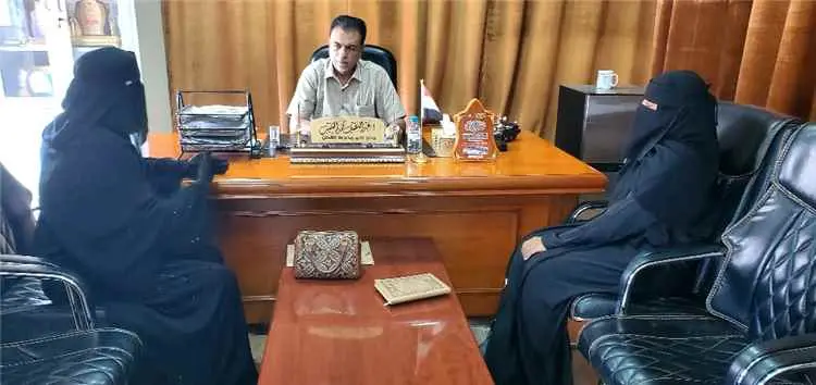مدير عام مديرية القطن يلتقي إدارة منتدى فرشات الخي...