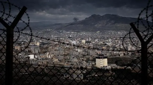 تجنيد إجباري في صنعاء.. الحوثيون يلزمون عقال الحار...