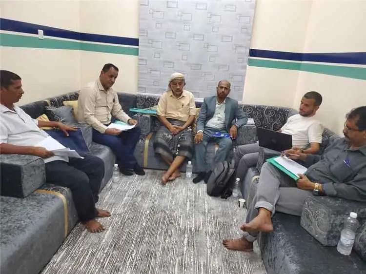 فريق التوجيه التربوي يزور مدرسة صُنّاع المستقبل الأهلية بمديرية  حبان