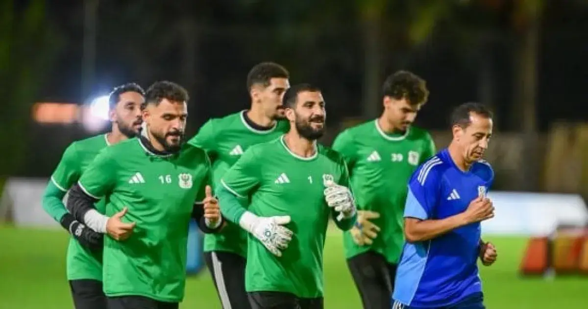 تدريبات خاصة لحراس المصري استعدادًا لسيراميكا في ك...