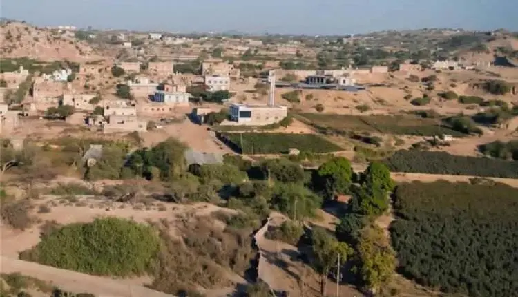 تعز.. الحوثيون يختطفون مزارعاً بتهمة "التآمر مع ال...