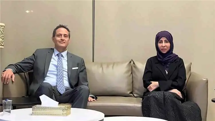 الزوبة تحمل رسالة من العليمي إلى ملك الأردن وتلتقي...