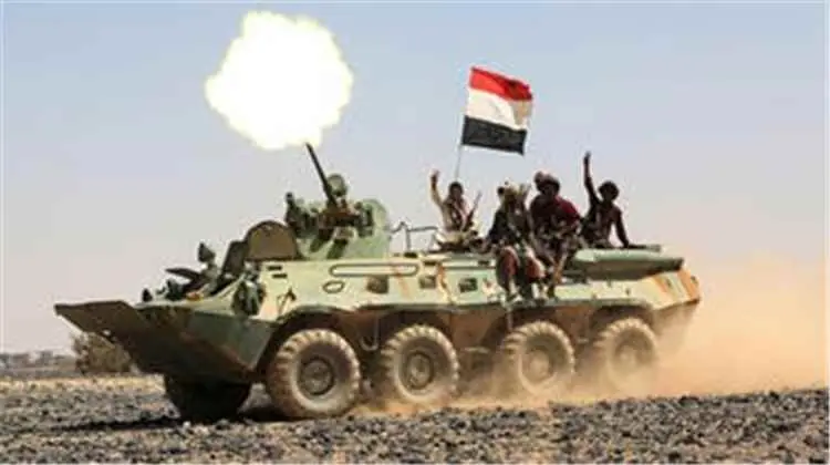 الجيش يعلن تحييد 960 حوثياً وتدمير وإعطاب 214 آلية...